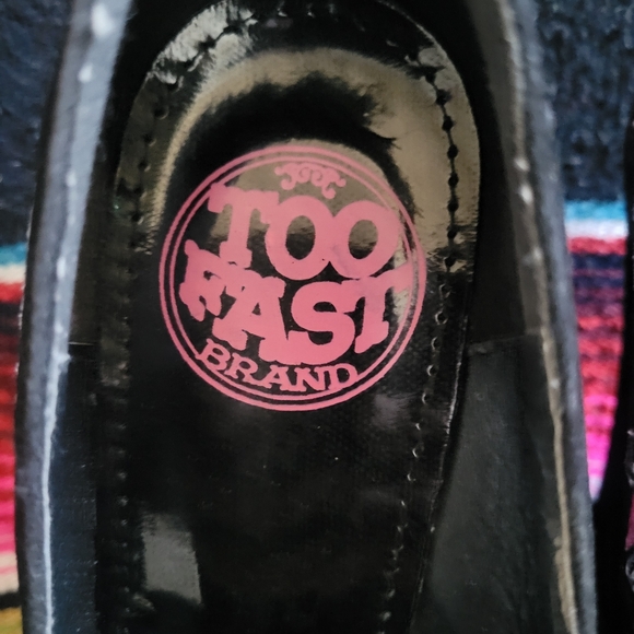 Too Fast Skeleton Flamingo Wedge - Picture 3 of 9